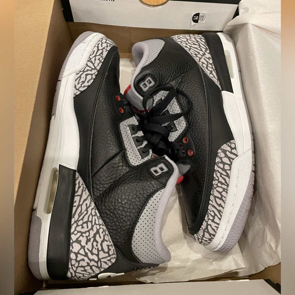 Air Jordan 3 Retro OG - Black cement